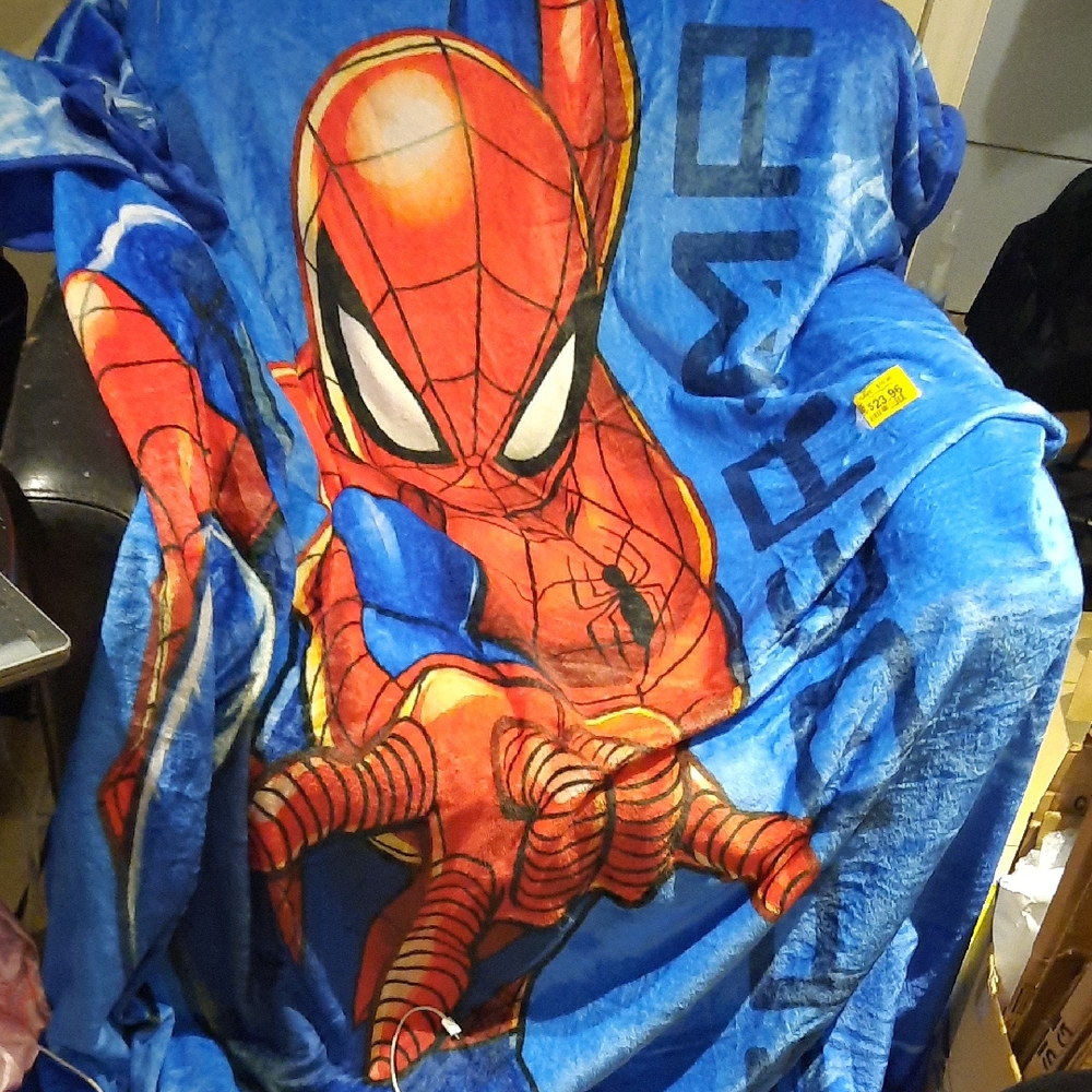 Authentic MARVEL Spider-Man Blue Faux Fur Plushy Throw Blanket 62"X96" SPIDERMAN
